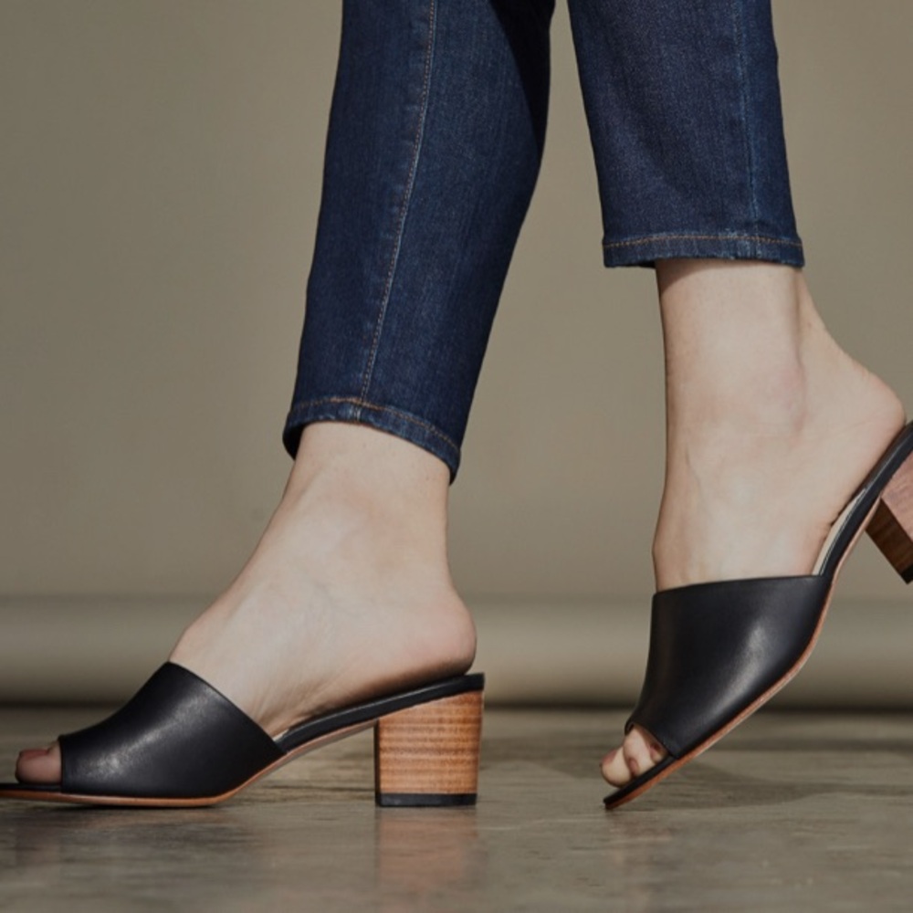 Nisolo | Elizabeth Slide